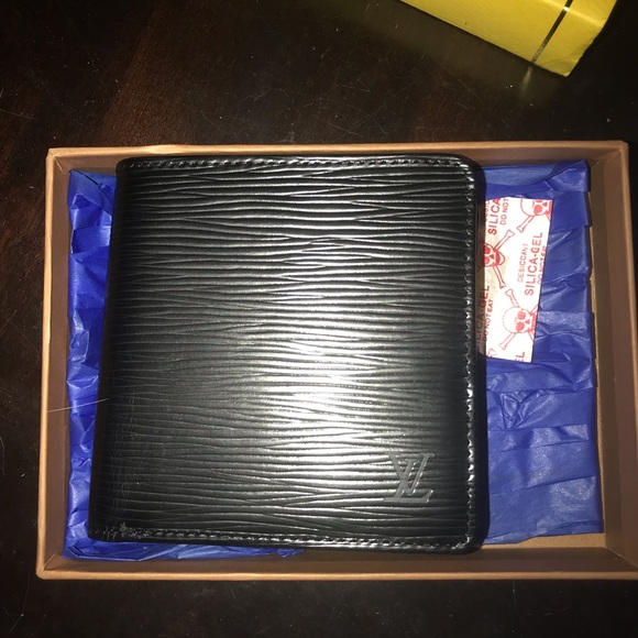 Louis Vuitton Marco Wallet